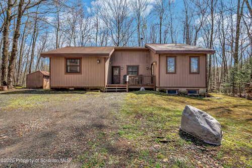 18 Oak Lane, Lake Ariel, PA, 18436 | Card Image