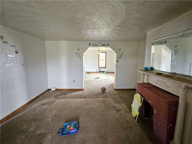 1517 Beaver St, House other with 3 bedrooms, 2 bathrooms and 2 parking in Mckeesport PA | Image 6