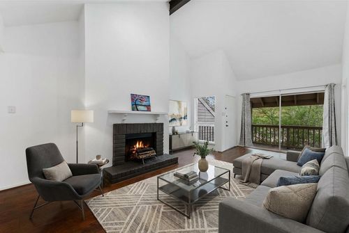 apt-330-2100 Tanglewilde St, Houston, TX, 77063-1262 | Card Image