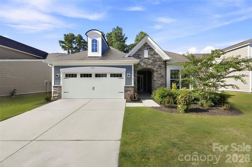 140 Picasso Trl, Mount Holly, NC, 28120-9364 | Card Image