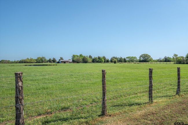 4152 Van Zandt County Road 4301, Home with 3 bedrooms, 3 bathrooms and null parking in Ben Wheeler TX | Image 7