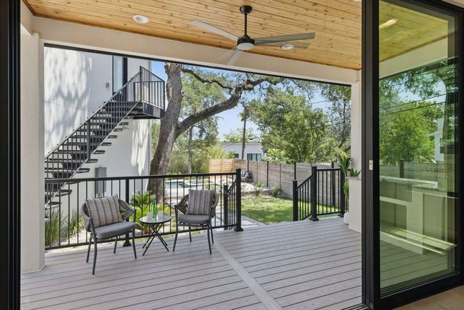 2304 W 8 Th St, House other with 5 bedrooms, 4 bathrooms and 4 parking in Austin TX | Image 31
