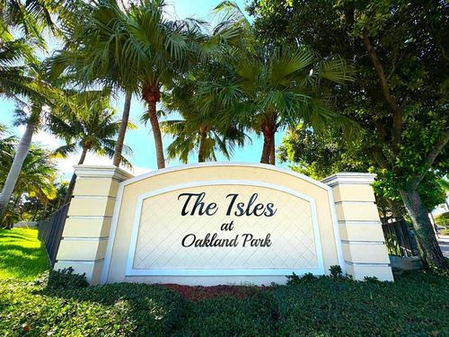 3245 Nw 31st Ter, Oakland Park, FL, 33309-8207 | Card Image