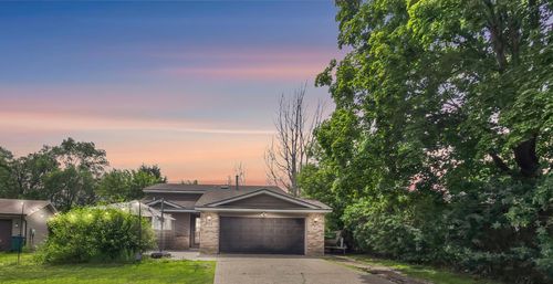 5225 Xenia Ave N, Crystal, MN, 55429-3160 | Card Image