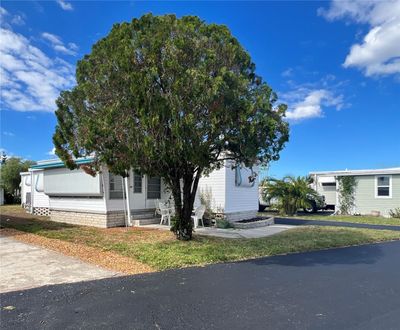 553 - 7164 Mount Georgetown Drive Ne, House other with 2 bedrooms, 2 bathrooms and null parking in ST PETERSBURG FL | Image 2