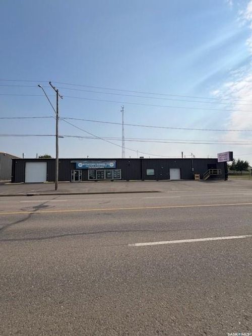 350 Railway Ave E, Home with 0 bedrooms, 0 bathrooms and null parking in North Battleford SK | Card Image
