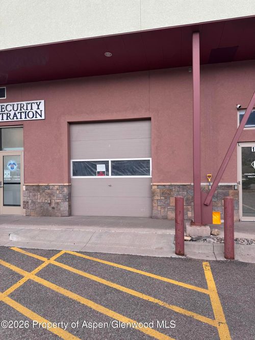 9-120 Midland Ave, Glenwood Springs, CO, 81601-9800 | Card Image