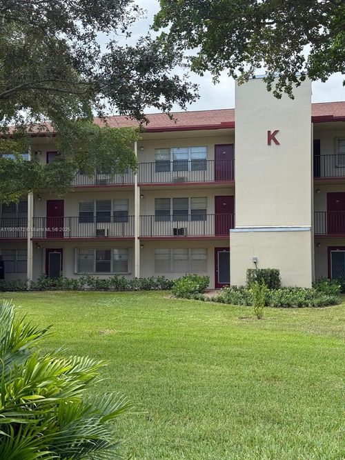 apt-205k-100 Sw 132nd Way, Pembroke Pines, FL, 33027-1669 | Card Image