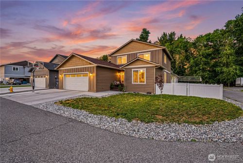 410 Riverside Mdw, Cashmere, WA, 98815-4514 | Card Image