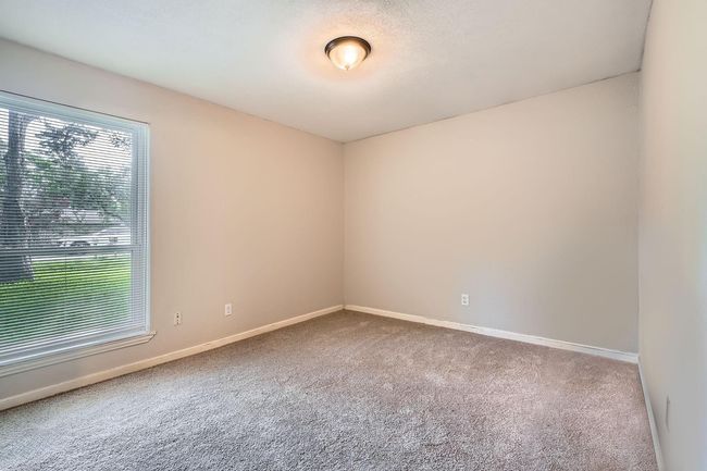 Bedroom | Image 12