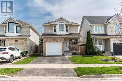 769 Angler Way, Waterloo, ON, N2K4L7 | Card Image