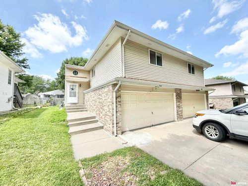 724 W Belmont Avenue, Lincoln, NE, 68521 | Card Image