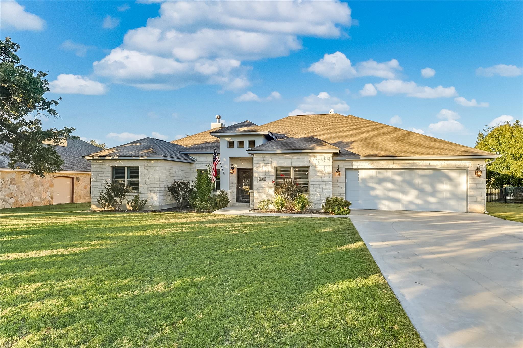 Residential in Kingsland 2
