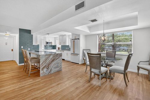 220-5340 Nw 2nd Ave, Boca Raton, FL, 33487-3897 | Card Image