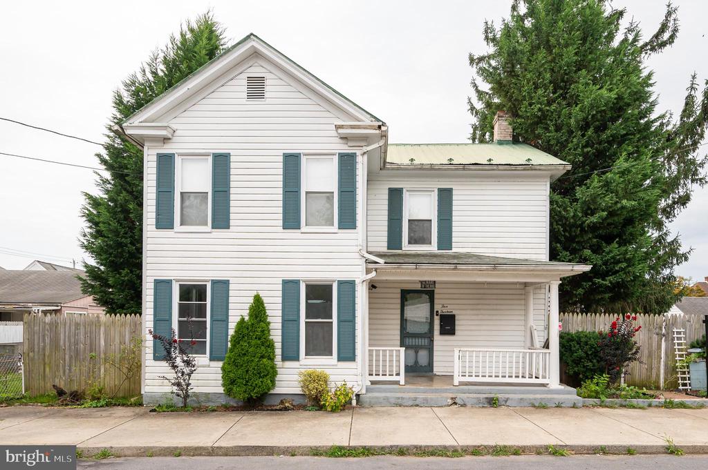 Buxton St, Martinsburg, WV 25401