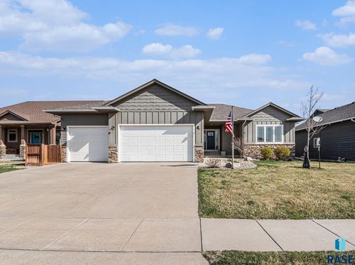 6332 S Badlands Ct, Sioux Falls, SD, 57108-4958 | Card Image