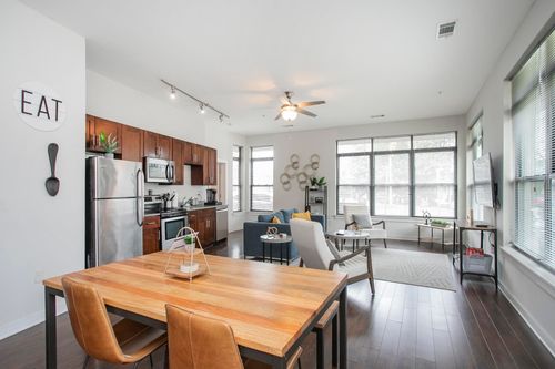 apt-104-1700 Belcourt Ave, Nashville, TN, 37212-3727 | Card Image