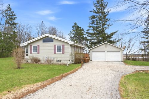 11530 S Il Route 23, Marengo, IL, 60152-9329 | Card Image
