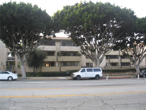 unit-306-26151 Vermont Ave, Harbor City, CA, 90710-3430 | Card Image