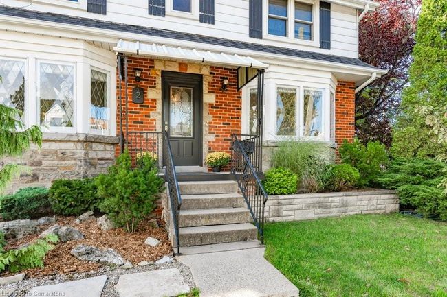 2 Chedoke Ave, House other with 4 bedrooms, 2 bathrooms and 2 parking in Hamilton ON | Image 4