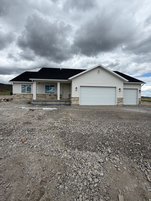 2-2406 W 1150 N, Tremonton, UT, 84337 | Card Image