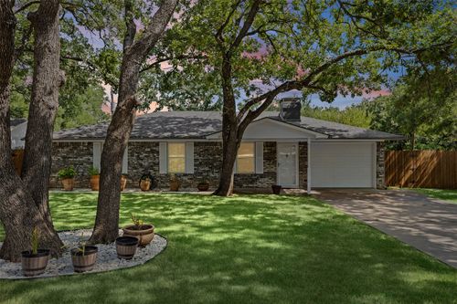 1702 Saddle Rd, Granbury, TX, 76049-5697 | Card Image