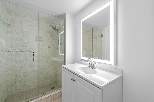 APT-2106 - 2780 183 Rd St, Condo with 2 bedrooms, 2 bathrooms and null parking in Aventura FL | Image 14