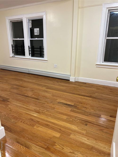 11020 Union Hall St, Jamaica, NY, 11433-3249 | Card Image