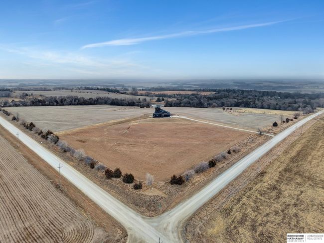 1015 E Rd, House other with 4 bedrooms, 4 bathrooms and 2 parking in Palmyra NE | Image 84