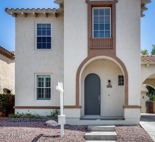2085 E Hulet Pl, Chandler, AZ, 85225-8268 | Card Image