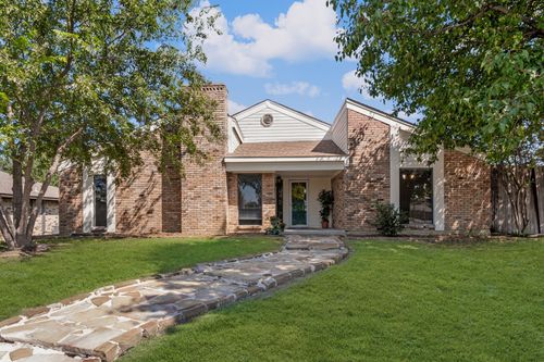 1901 Big Sky Dr, Lewisville, TX, 75077-7527 | Card Image