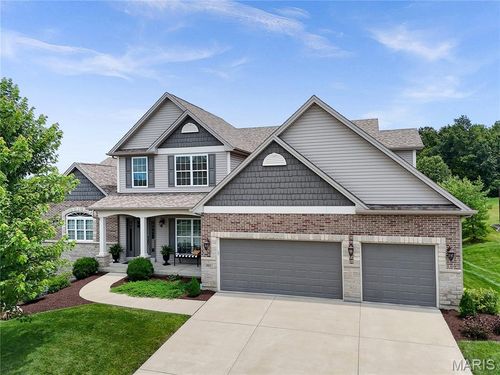 307 Wyndemere Dr, Lake St Louis, MO, 63367-4232 | Card Image
