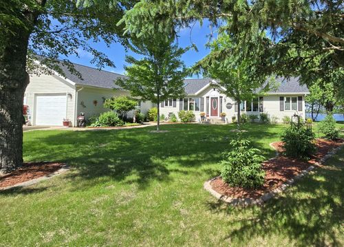 81990 558th St, Buffalo Lake, MN, 55314-2132 | Card Image