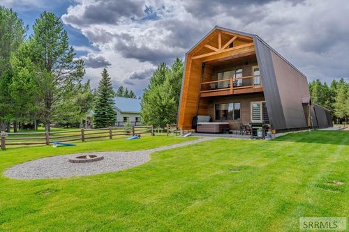 3776 Snake River Rd, Island Park, ID, 83429 | Card Image