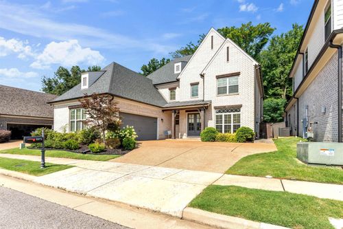 5571 Hayes Crest Cir W, Arlington, TN, 38002-1128 | Card Image