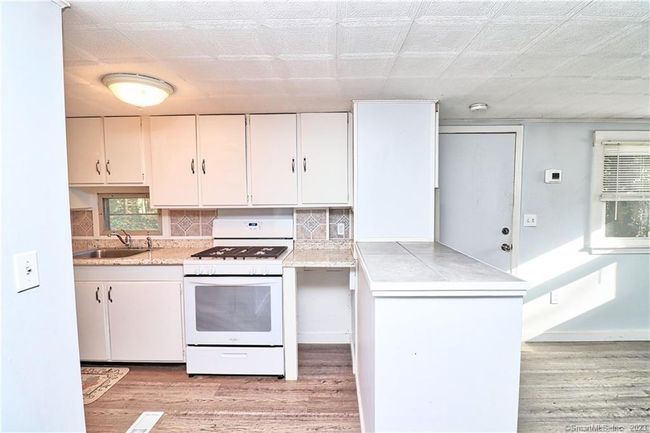 37 Clark Rd, House other with 1 bedrooms, 1 bathrooms and 4 parking in Naugatuck CT | Image 9