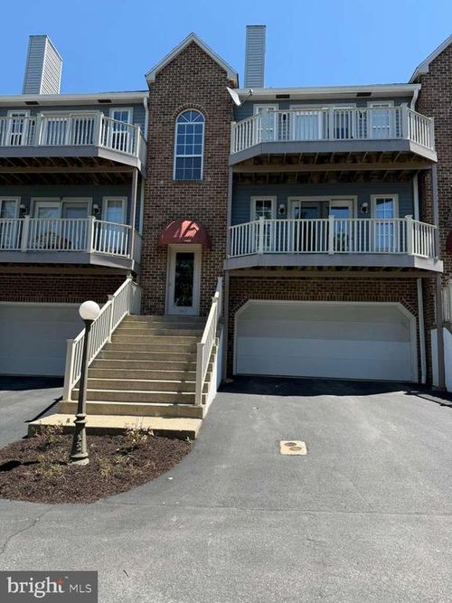 243A N 14th St, READING, PA, 19604-2968 | Card Image