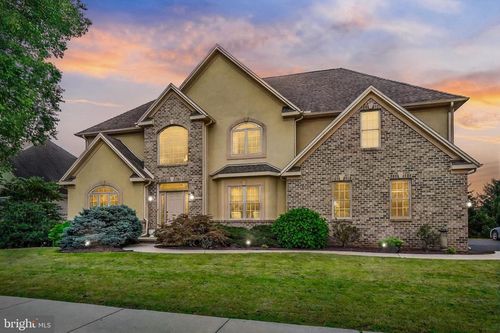 1503 Farm Cross Way, West Manchester Twp, PA, 17408-8540 | Card Image