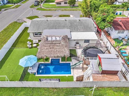 2575 Ne 214th St, Miami, FL, 33180-1051 | Card Image