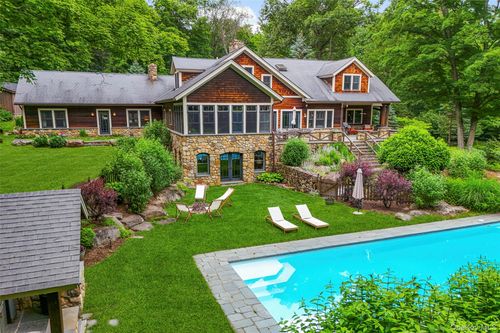 17 Half Moon Rdg, Cold Spring, NY, 10516-1908 | Card Image