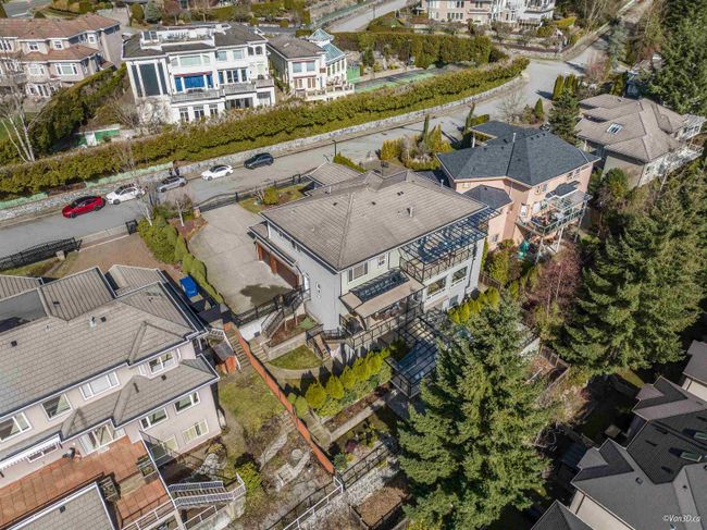 1507 Stonecrop Court, House other with 9 bedrooms, 6 bathrooms and 8 parking in Coquitlam BC | Image 6