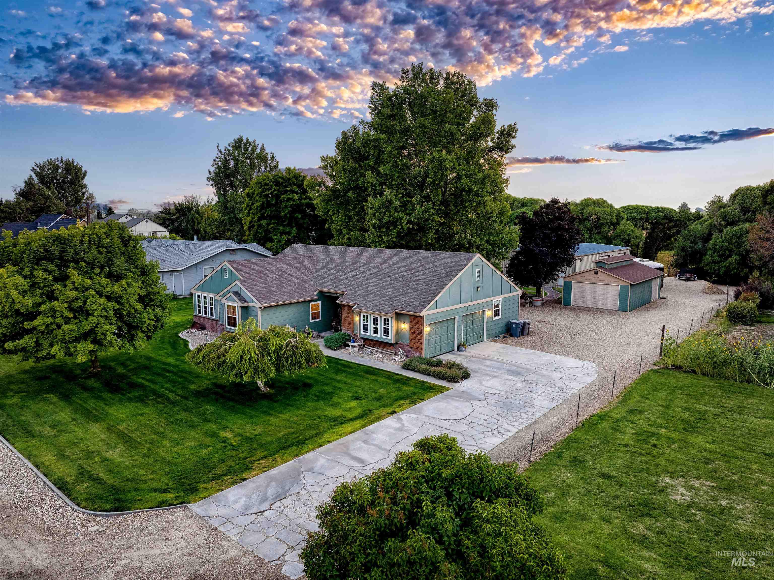 Dorman Ave, Caldwell, ID 83605
