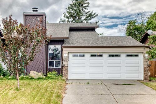 91 Castleridge Cres Ne, Calgary, AB, T3J1N6 | Card Image