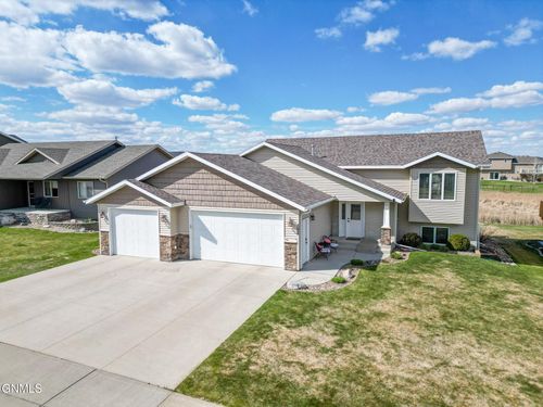 502 Granite Dr, Bismarck, ND, 58503-6000 | Card Image