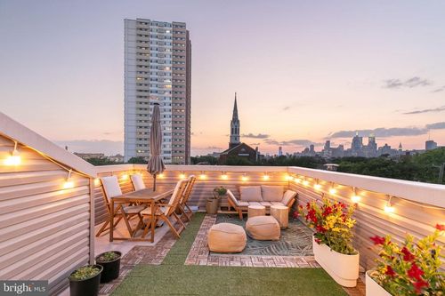 a-1007 S 3rd St, PHILADELPHIA, PA, 19147-4201 | Card Image