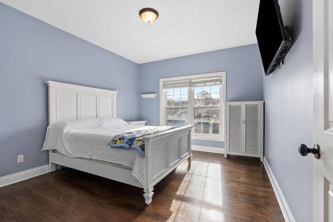 First floor bedroom | Image 16