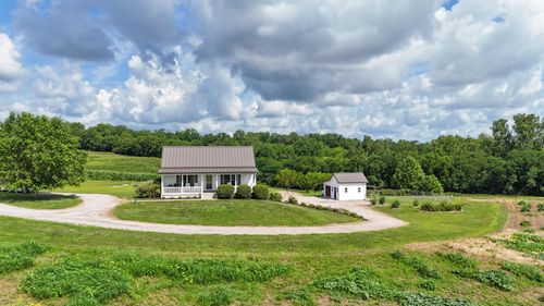 31520 Chapel Hill Rd, SALISBURY, MO, 65281-2420 | Card Image