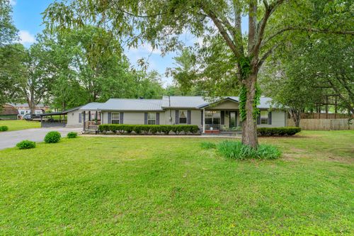 165 Tanglewood Trl, Estill Springs, TN, 37330-3437 | Card Image