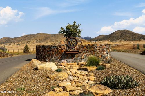 20-10129 E Blossom Ln, Prescott Valley, AZ, 86315-8948 | Card Image