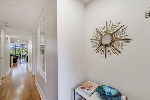apt-203-901 W 9th St, Austin, TX, 78703-4632 | Card Image